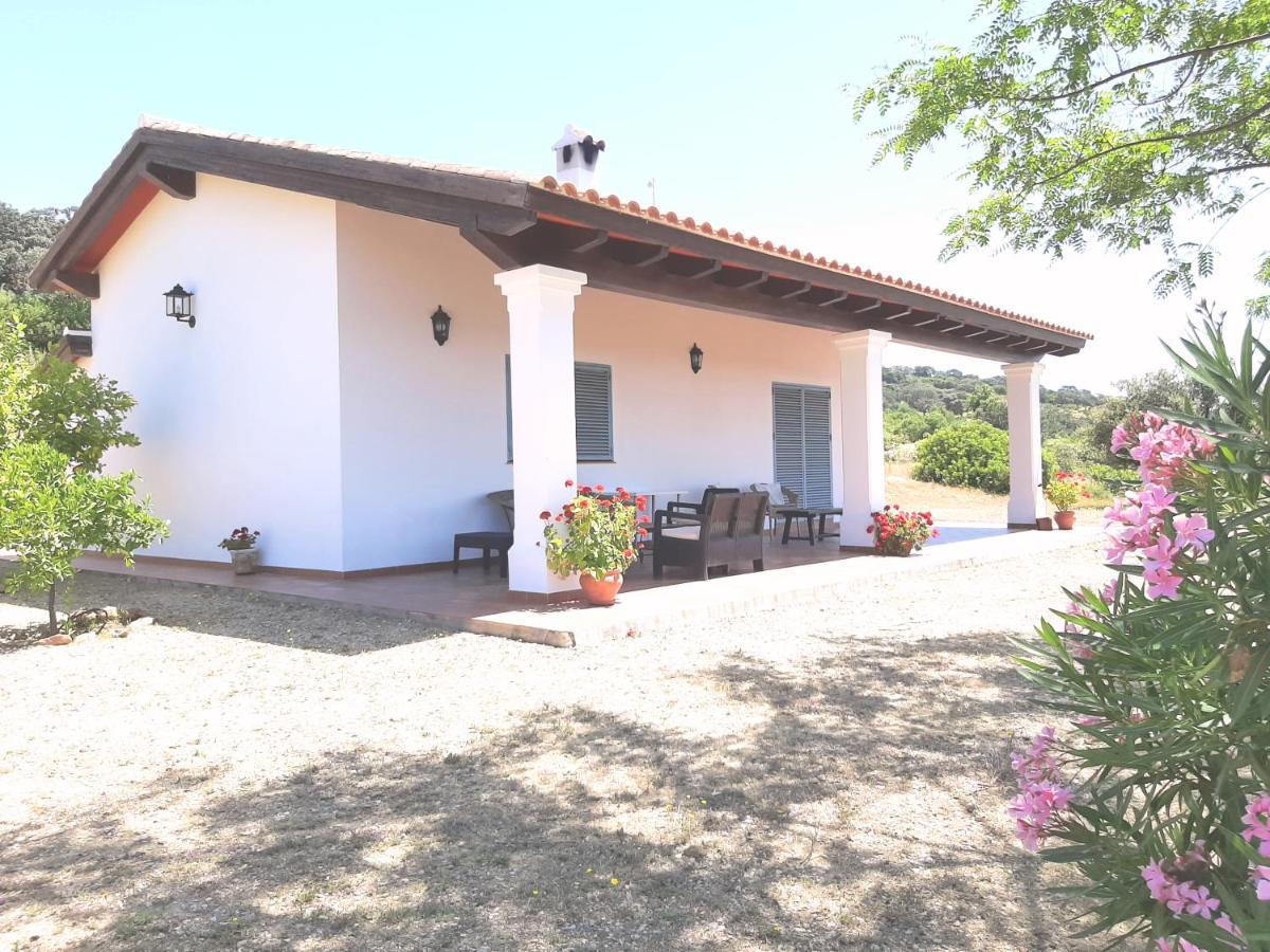 Casa Rural La Aulaga El Castillo de las Guardas Bagian luar foto